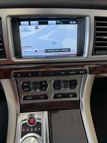 Jaguar Xf image 2