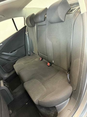Volkswagen Passat image 4
