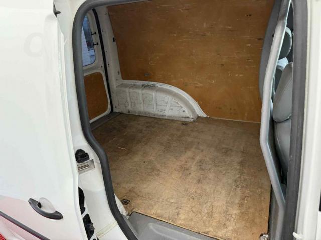 Volkswagen Caddy image 9