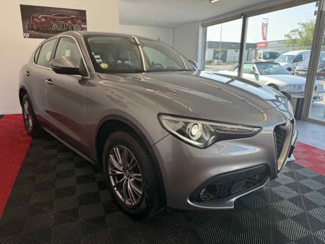 Alfa Romeo Stelvio image 3
