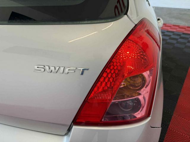 Suzuki Swift image 2