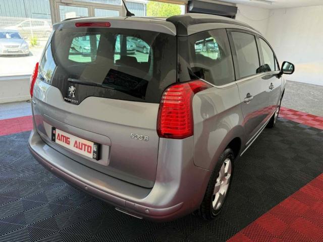 Peugeot 5008 image 9