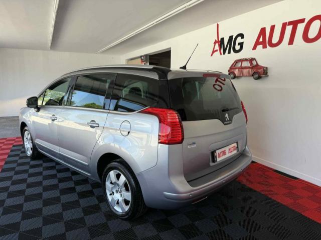 Peugeot 5008 image 7
