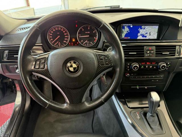 Bmw 320 image 8