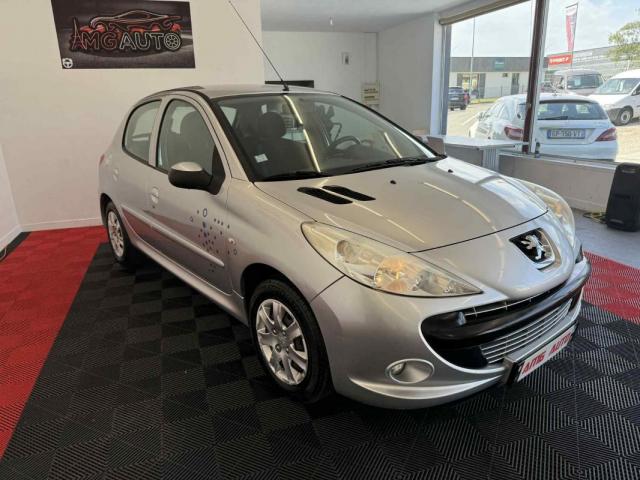 Peugeot 206+ image 9