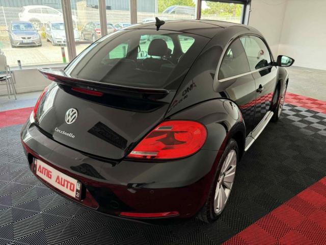 Volkswagen New Beetle image 9