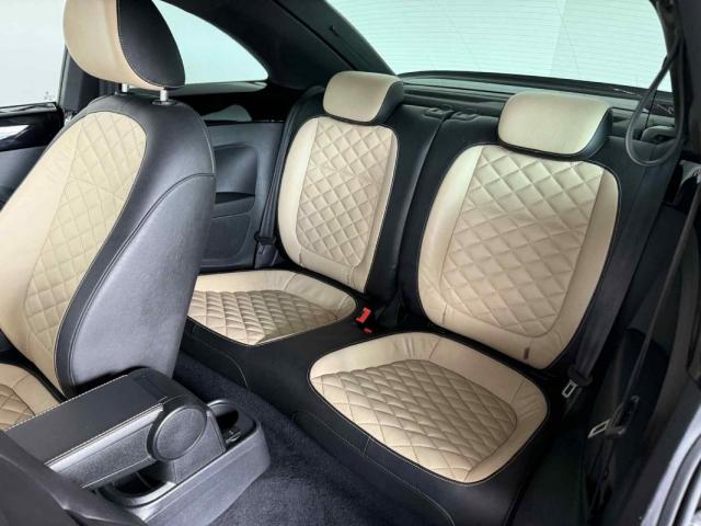 Volkswagen New Beetle image 3