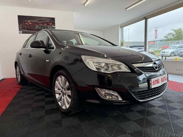 Opel Astra image 2