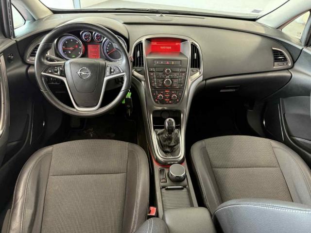 Opel Astra image 1