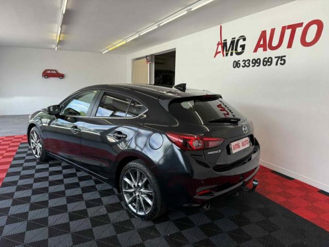 Mazda 3 image 6