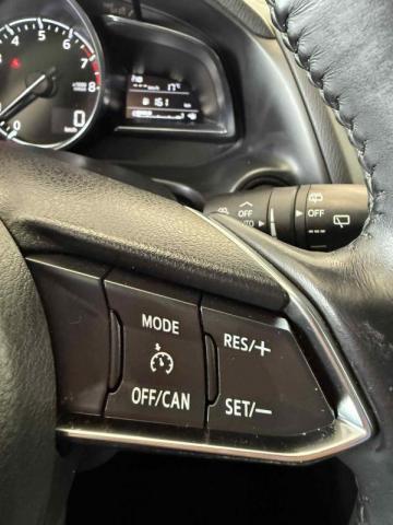 Mazda 3 image 3