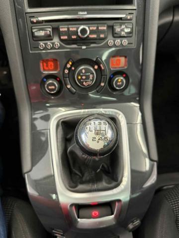 Peugeot 5008 image 2