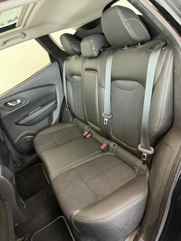 Renault Kadjar image 2