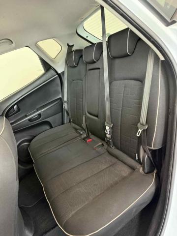 Kia Venga image 5