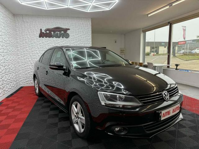 Volkswagen Jetta image 8