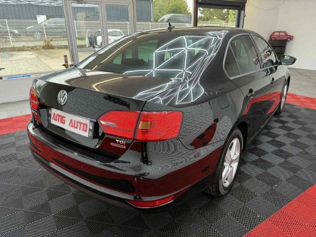 Volkswagen Jetta image 5