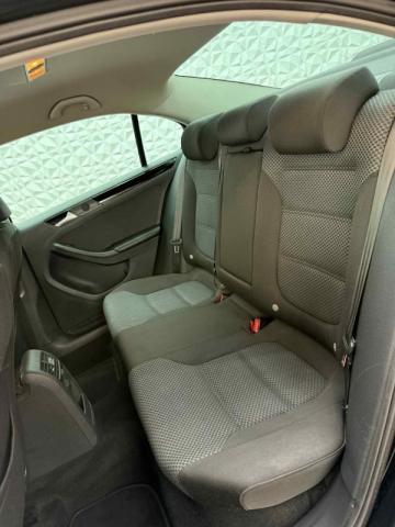 Volkswagen Jetta image 1