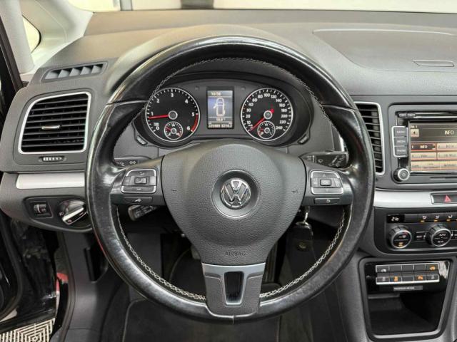 Volkswagen Sharan image 9