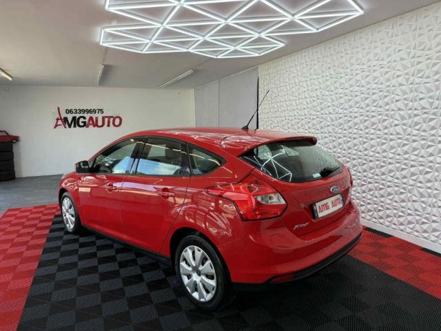 Ford Focus image 5
