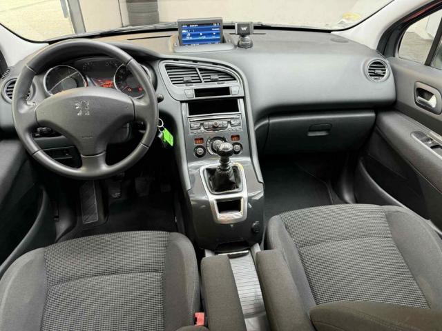 Peugeot 5008 image 5