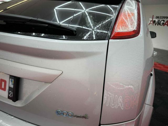 Ford Focus image 9