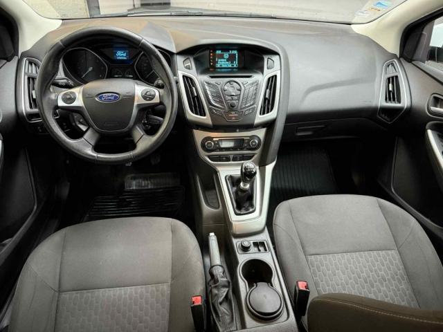 Ford Focus image 4