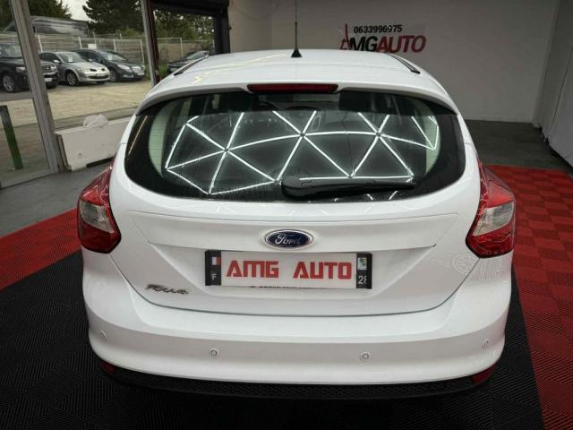 Ford Focus image 6