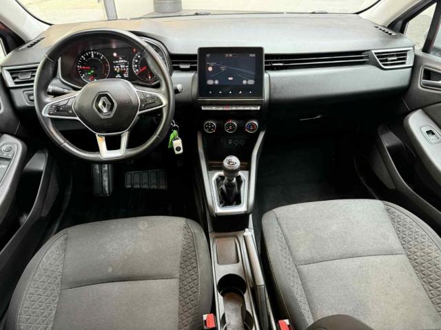 Renault Clio image 6