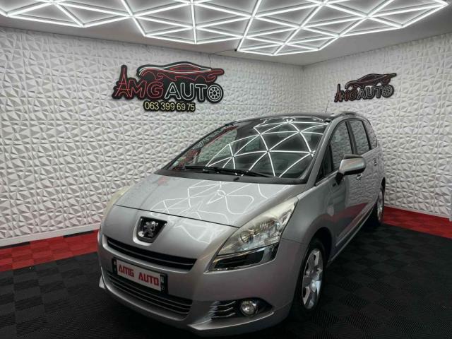 Peugeot 5008 1.6 Hdi 112 Cv. 7 Places