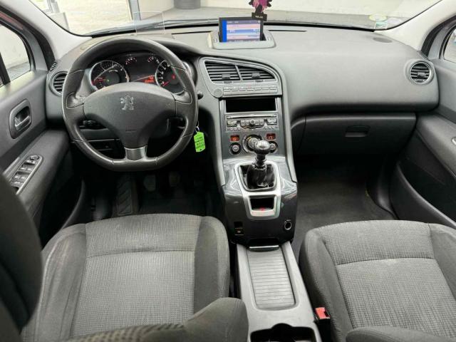 Peugeot 5008 image 7