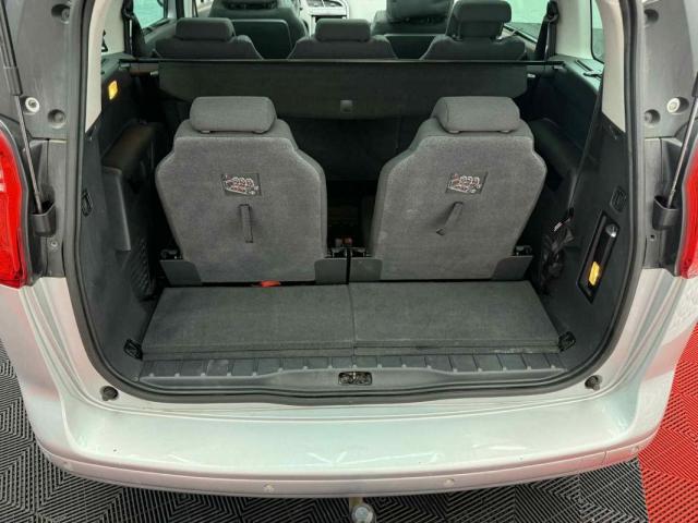 Peugeot 5008 image 3