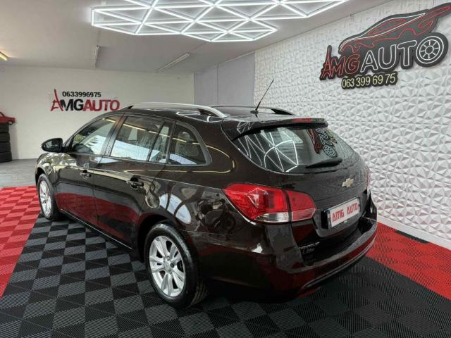 Chevrolet Cruze image 4