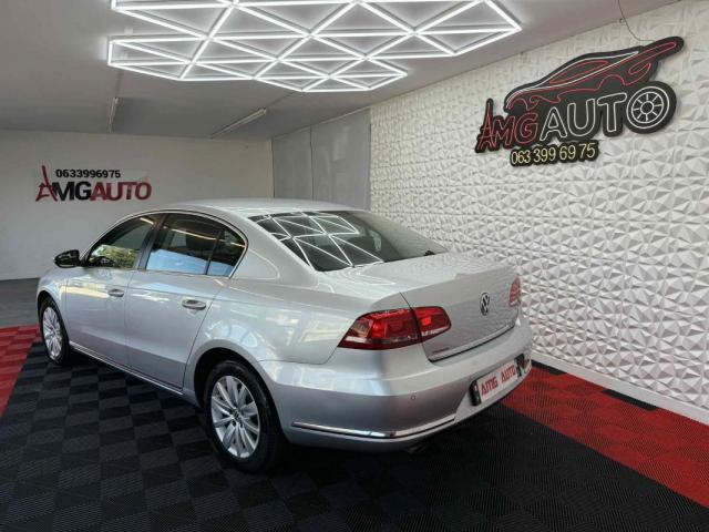 Volkswagen Passat image 7