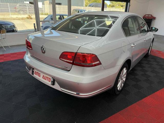 Volkswagen Passat image 2