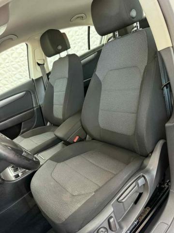 Volkswagen Passat image 1