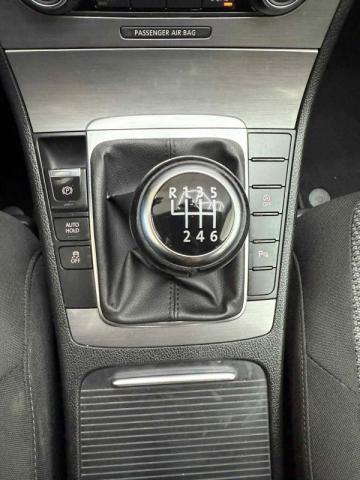 Volkswagen Passat image 5
