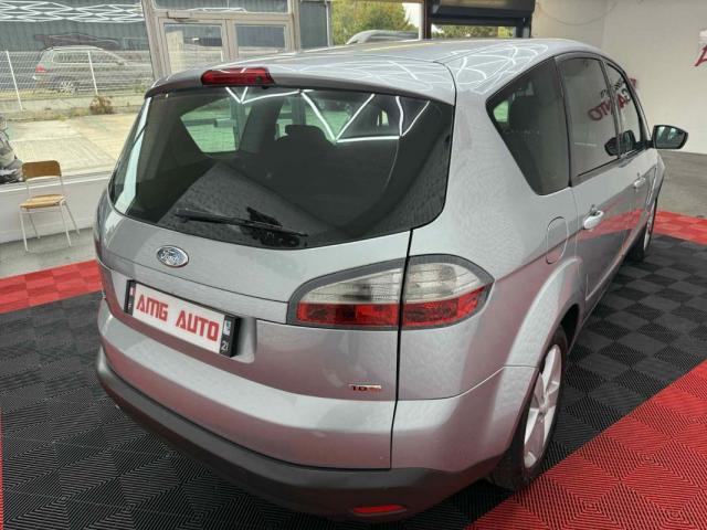 Ford S-Max image 1