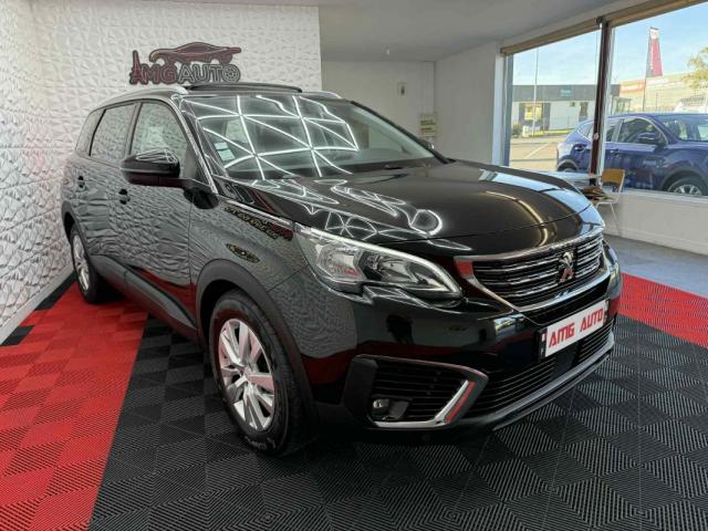 Peugeot 5008 image 1