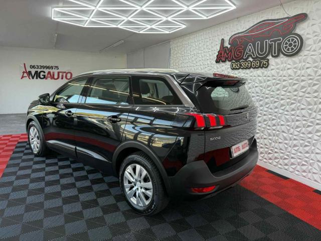 Peugeot 5008 image 5