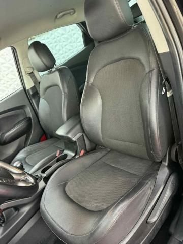 Hyundai Ix35 image 1
