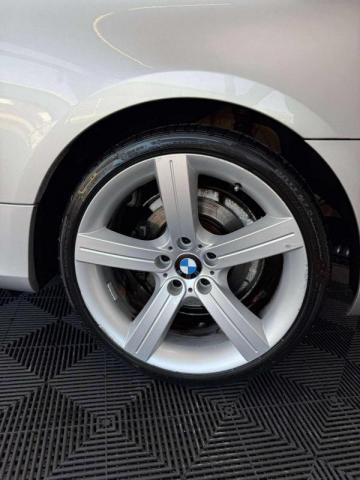 Bmw 320 image 4