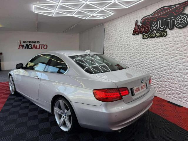 Bmw 320 image 3