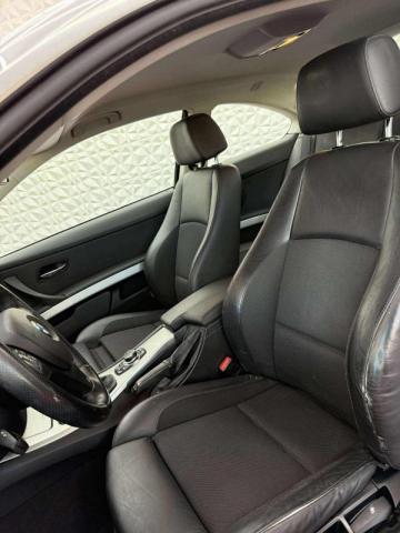 Bmw 320 image 8