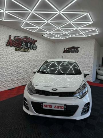 Kia Rio image 7