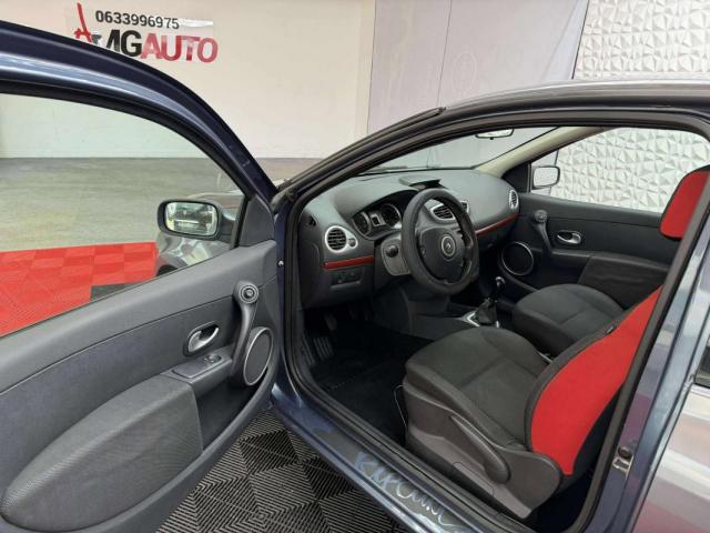Renault Clio image 1