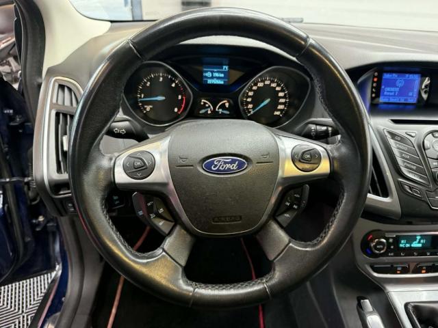 Ford Focus image 8