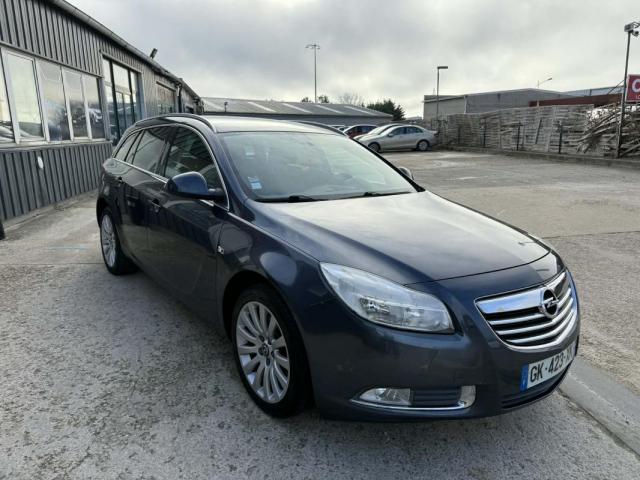 Opel Insignia Sports Tourer image 3