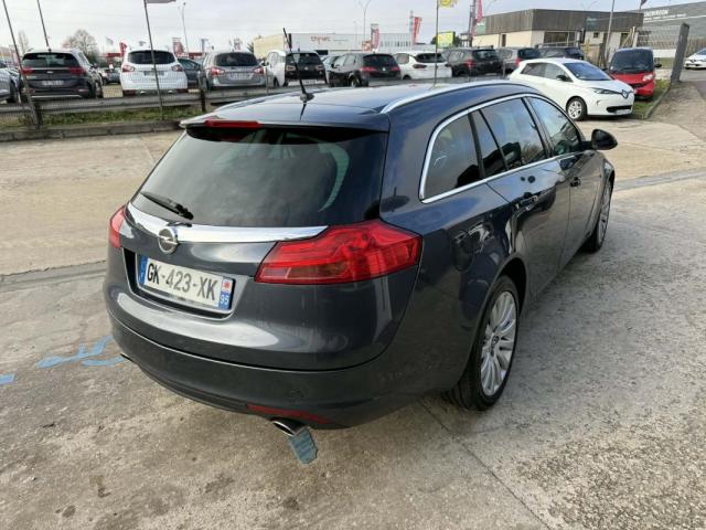 Opel Insignia Sports Tourer image 5