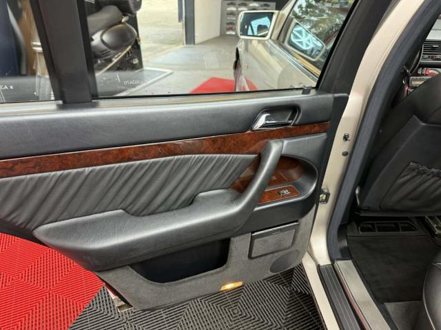 Mercedes Benz S 280 image 2