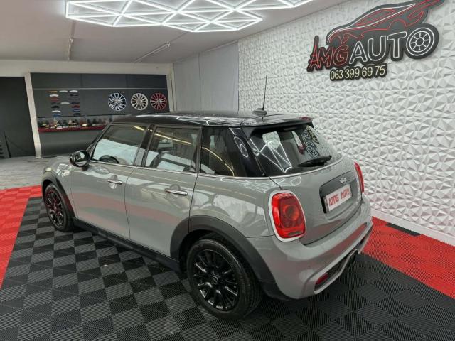 Mini Cooper Sd image 9